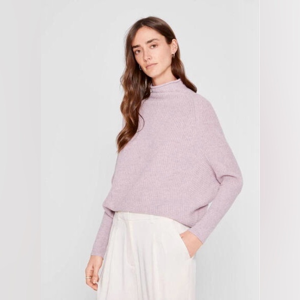 Club Monaco Light Pink/Purple Emma Cashmere Mock Neck Sweater. Size XS